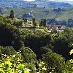 مزرعة للإقامة Cascina Alberta Winery & - *
