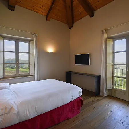 Farm stay Cascina Alberta Treiso